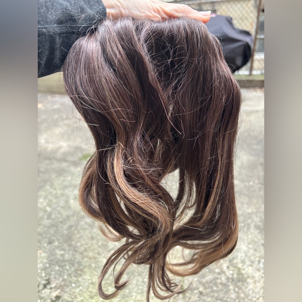 Luxy 16" Seamless Mocha Bronde Balayage Clip-Ins - Picture 10 of 11